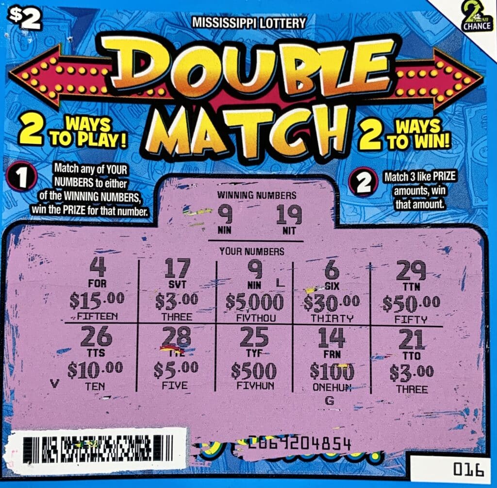 A Moss Point player won $5,000 on a Double Match scratch-off game purchased from Clark Oil on Hwy. 63, Moss Point.