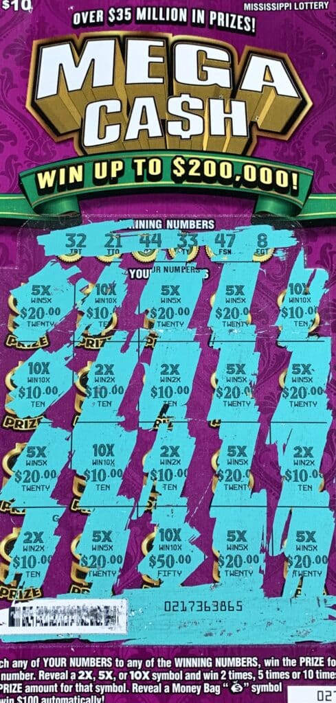 A Decatur, Ala., woman won $2,000 on a Mega Ca$h scratch-off game purchased from Sprint Mart #44 on E. Main St., Tupelo.