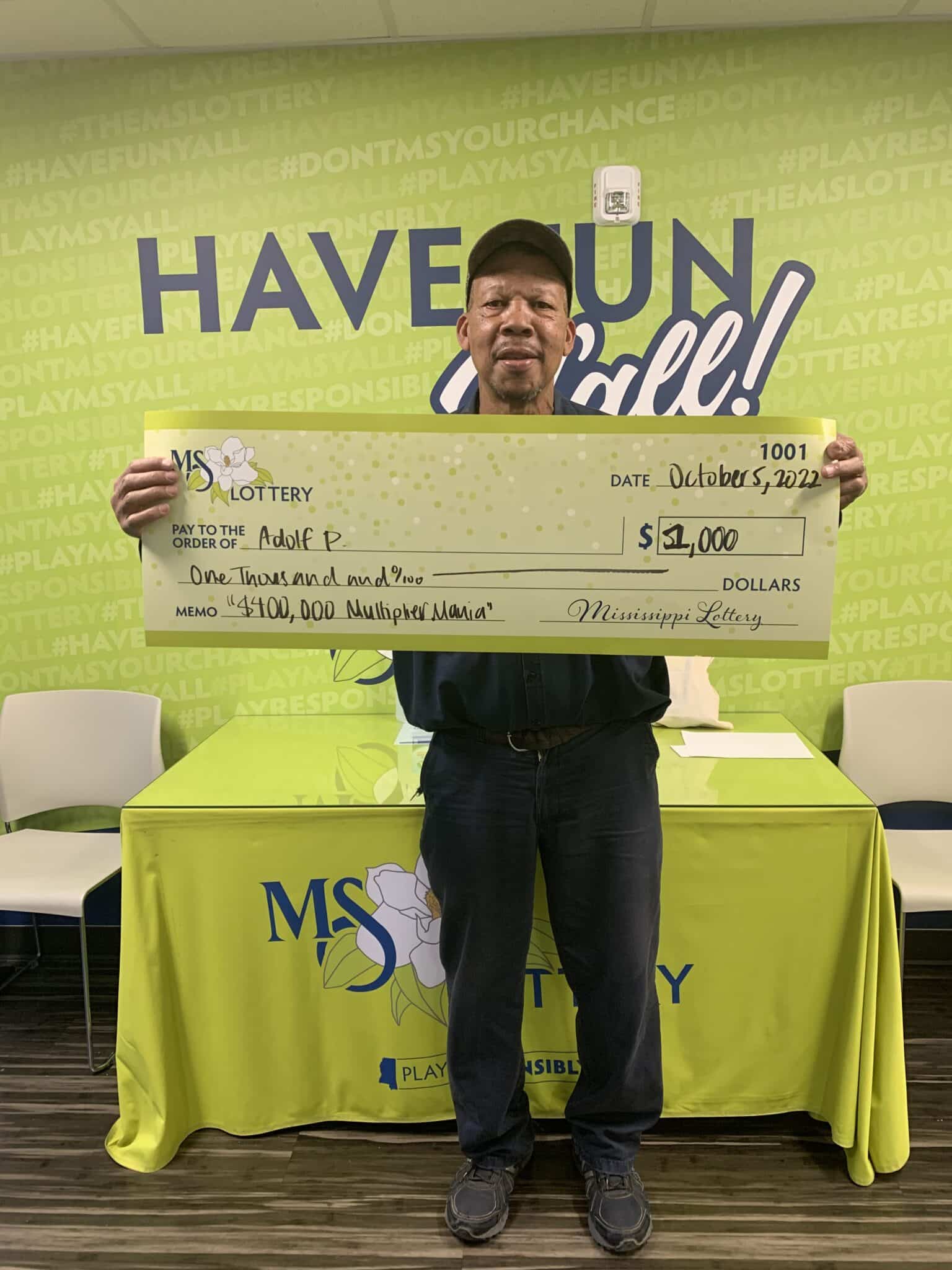 Scooba Man Wins 1,000 Mississippi Lottery
